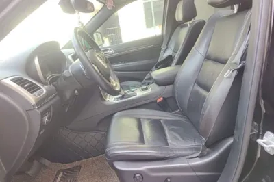 Jeep Grand Cherokee 2016, 87200 км, за 106031.13 CNY - фото 12