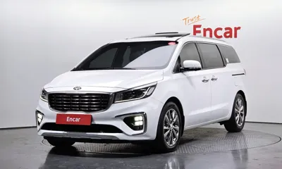 Kia Canival · 2019 год