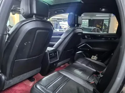 Porsche Cayenne 2018, 140000 км, за 238000 CNY - фото 5