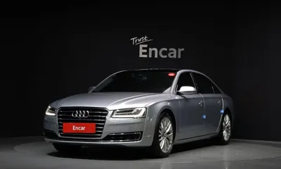 Audi A8 · 2015 год