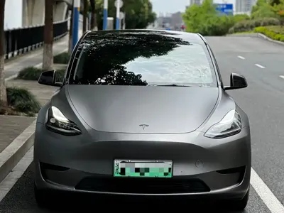 Tesla Model Y 2023, 90000 км, за 158000 CNY
