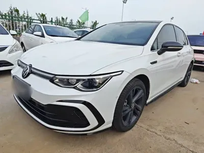 Volkswagen Golf · 2021 год