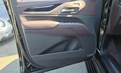 Cadillac Escalade 2023, 5188 км, за 125000000 KRW - фото 24