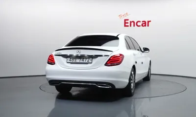 Mercedes-Benz C-Class 2017, 82461 км, за 16900000 KRW
