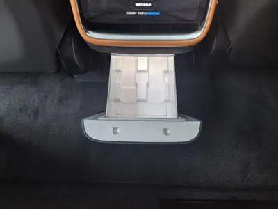 Xiaomi 小米YU7 2025, 4000 км, за 238000 CNY - фото 16