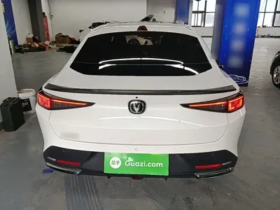 Changan Yida 2023, 11600 км, за 52699 CNY - фото 6