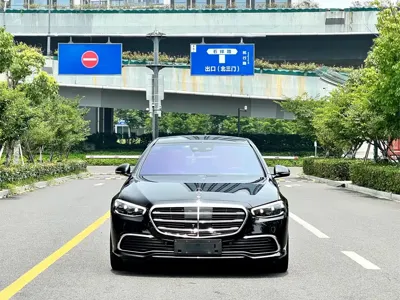 Mercedes-Benz S-Class 2021, 84000 км, за 458000 CNY