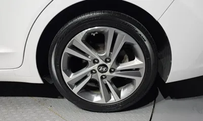 Hyundai Avante 2018, 124409 км, за 9700000 KRW - фото 21