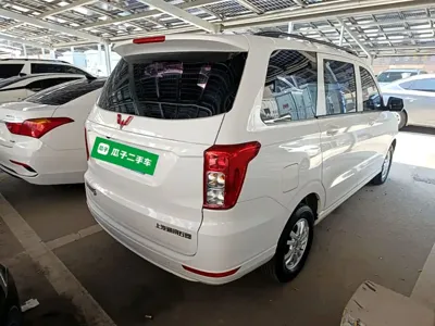 Wuling Hongguang 2023, 43400 км, за 34500 CNY - фото 5