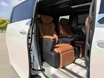 Toyota Vellfire 2024, 22000 км, за 753000 CNY - фото 13