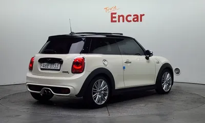 MINI Cooper 2016, 100853 км, за 8900000 KRW
