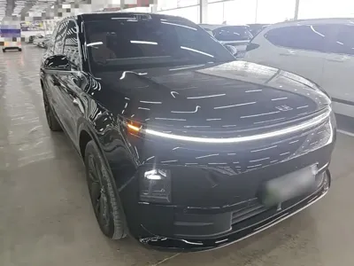 Li Auto Li L6 2025, 14500 км, за 213200 CNY
