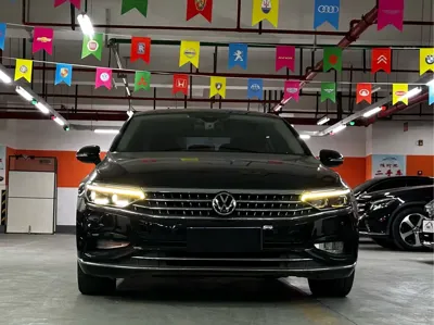 Volkswagen Magotan 2021, 78000 км, за 97200 CNY
