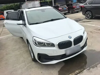 BMW 2 Series Active Tourer 2018, 108600 км, за 49500 CNY