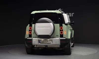 Land Rover Defender 2023, 24145 км, за 85900000 KRW