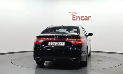 Hyundai Grandeur 2015, 218382 км, за 4500000 KRW