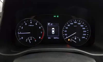 Hyundai Avante 2016, 36970 км, за 10200000 KRW - фото 8