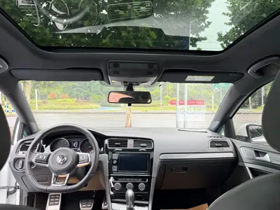 Volkswagen Golf 2019, 50000 км, за 73800 CNY - фото 11
