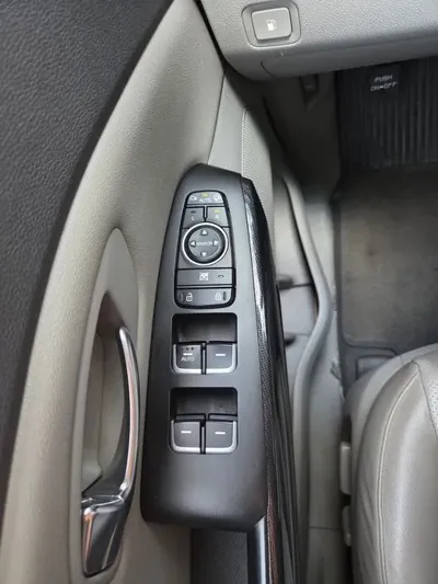 Kia Canival 2015, 179000 км, за 6900000 KRW - фото 16