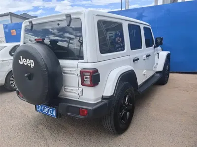 Jeep Wrangler 2022, 50000 км, за 250000 CNY