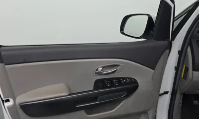 Kia Canival 2016, 144245 км, за 8500000 KRW - фото 24