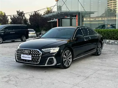Audi A8 · 2025 год