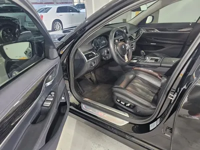 BMW 7-Series 2018, 129754 км, за 31000000 KRW - фото 12