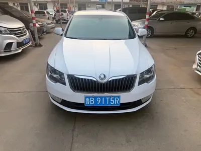 Skoda Superb 2014, 150000 км, за 26800 CNY