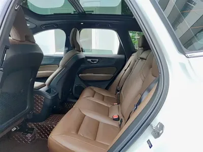 Volvo XC60 2022, 89000 км, за 147800 CNY - фото 8