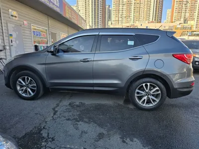 Hyundai Santafe 2015, 163971 км, за 8500000 KRW