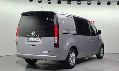 Hyundai Staria 2025, 18986 км, за 28400000 KRW