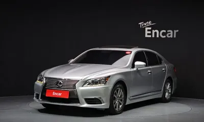 Lexus LS 2014, 153825 км, за 17990000 KRW - фото 1