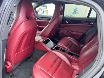Porsche Panamera 2019, 88000 км, за 282800 CNY - фото 12