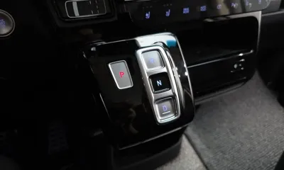 Hyundai Staria 2025, 34465 км, за 41000000 KRW - фото 9