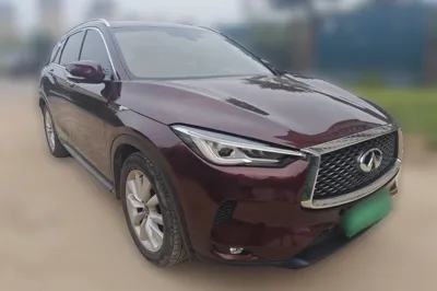 Infiniti QX50 2018, 74200 км, за 86827.36 CNY