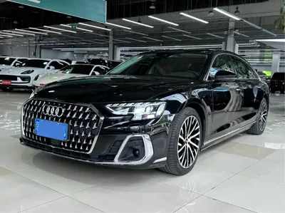 Audi A8 · 2024 год
