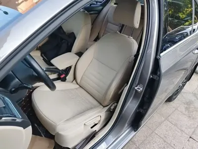 Skoda Octavia 2016, 78800 км, за 33600 CNY - фото 15