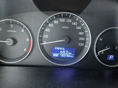 Hyundai Starex 2019, 183186 км, за 9500000 KRW - фото 8