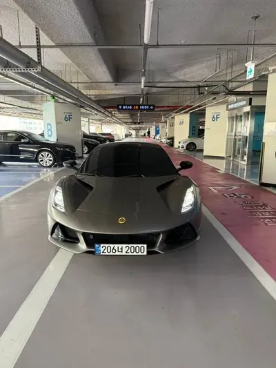 Lotus Emira · 2024 год