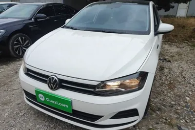 Volkswagen Polo · 2021 год