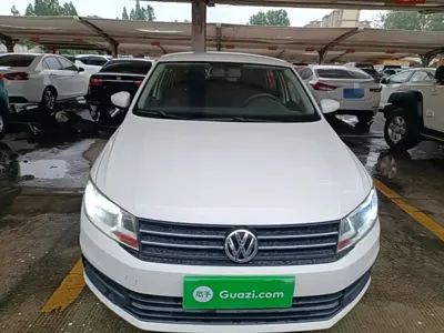 Volkswagen Santana 2016, 87400 км, за 20600 CNY