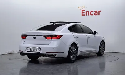 Kia K7 2017, 104599 км, за 10500000 KRW