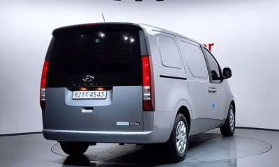 Hyundai Staria 2023, 52659 км, за 25400000 KRW