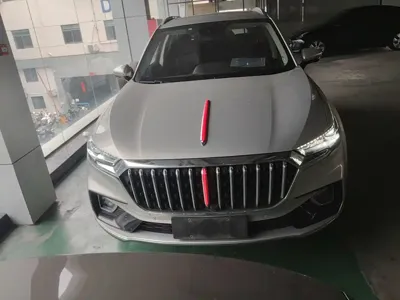 Hongqi Hongqi HS5 2021, 40000 км, за 65700 CNY