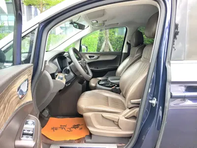 Roewe iMAX8 New Energy 2023, 352000 км, за 103800 CNY - фото 12