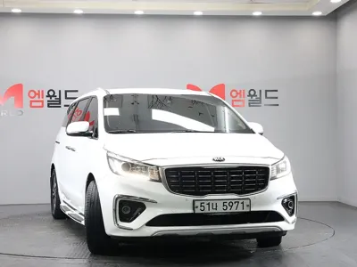 Kia Canival 2019, 104044 км, за 11900000 KRW