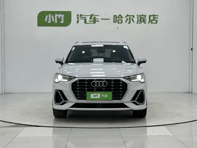Audi Q3 2023, 25000 км, за 179800 CNY
