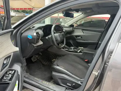 Citroen C5 X 2022, 100000 км, за 63800 CNY