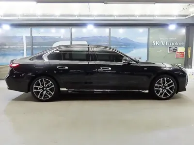 BMW 7-Series 2024, 47489 км, за 99900000 KRW