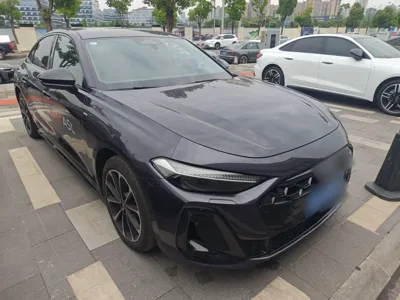 Audi A5L 2026, 8000 км, за 250525.56 CNY
